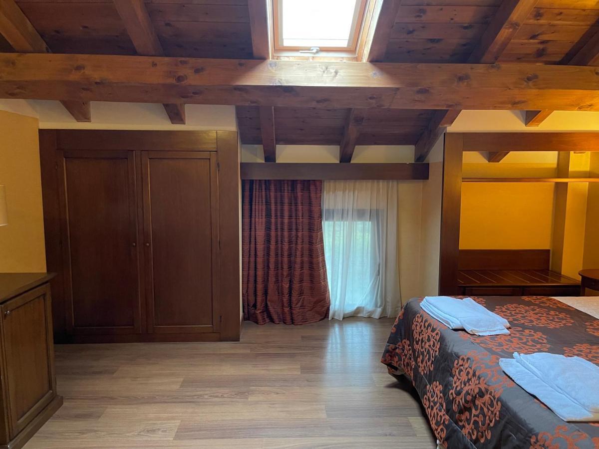 Hotel Cascina Marisa โอเปรา ภายนอก รูปภาพ