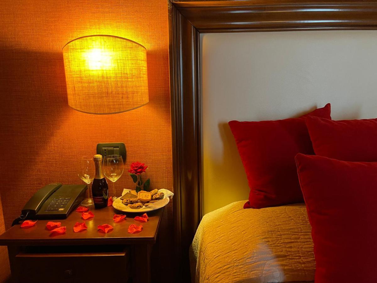 Hotel Cascina Marisa โอเปรา ภายนอก รูปภาพ