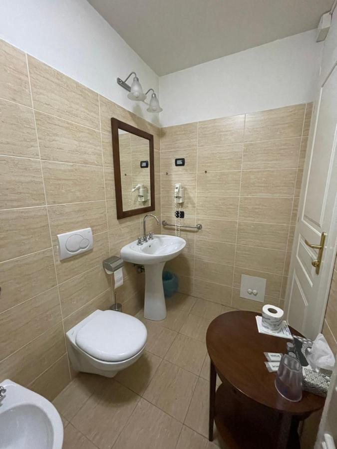Hotel Cascina Marisa โอเปรา ภายนอก รูปภาพ